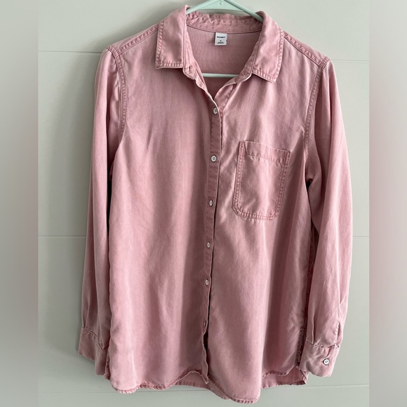Old Navy Tops - Pink casual button down